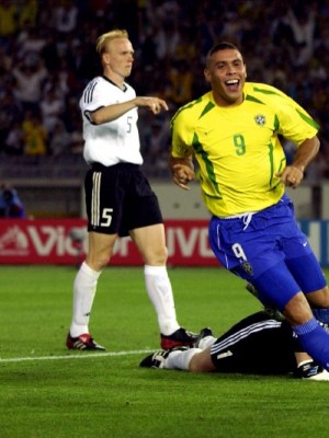 Como foi o processo de recuperação da grave lesão de Ronaldo para a Copa de&nbsp;2002