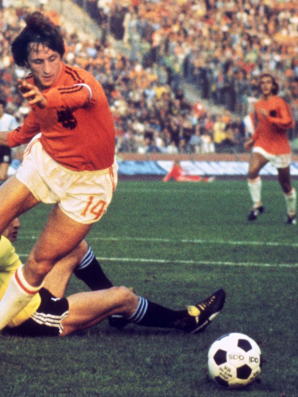 Johan Cruyff disputou apenas uma Copa do Mundo, mas foi o suficiente para entrar para a&nbsp;história