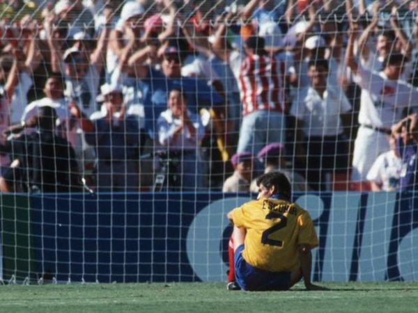 O zagueiro que foi assassinado por causa do gol contra na Copa do&nbsp;Mundo