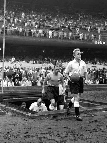 A Desventura Inglesa na Copa de 1950: Arrogância, Desorganização e a Queda de Um&nbsp;Gigante